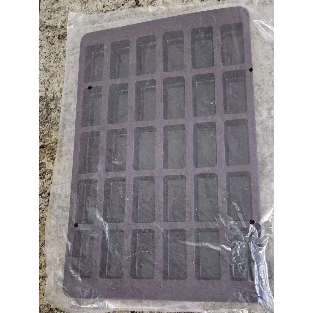 Epicure Silicone Perfect Petites Mold Purple New in Sealed Package